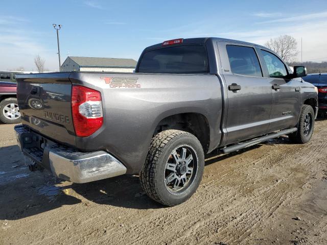 5TFDW5F19GX562798 - 2016 TOYOTA TUNDRA CREWMAX SR5 GRAY photo 3