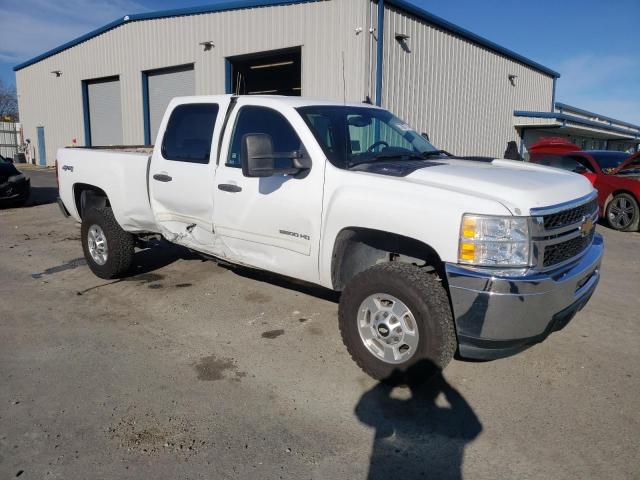 1GC1KXCGXDF115868 - 2013 CHEVROLET SILVERADO K2500 HEAVY DUTY LT WHITE photo 4