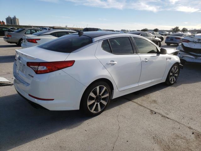 5XXGR4A64CG064236 - 2012 KIA OPTIMA SX WHITE photo 3