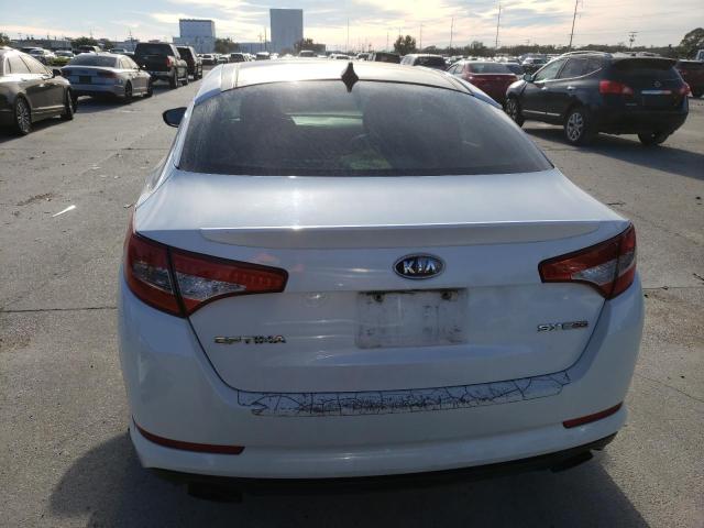 5XXGR4A64CG064236 - 2012 KIA OPTIMA SX WHITE photo 6