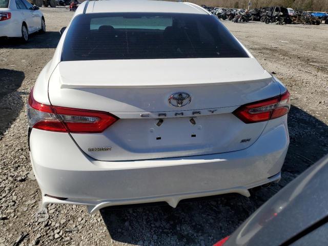 4T1B11HK7JU635112 - 2018 TOYOTA CAMRY L WHITE photo 6