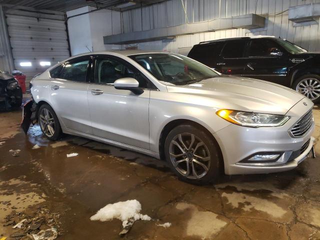 3FA6P0H94JR245190 - 2018 FORD FUSION SE SILVER photo 4