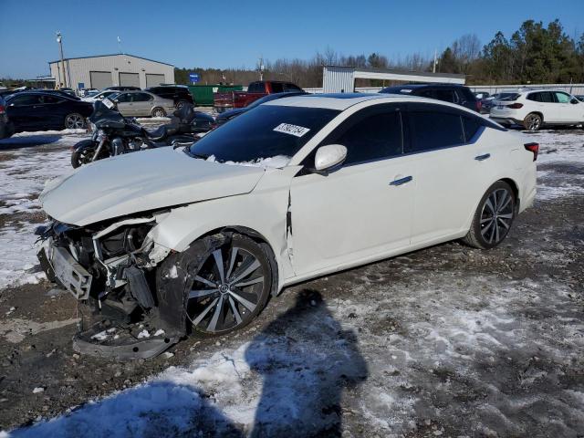 1N4BL4FV0KC219302 - 2019 NISSAN ALTIMA PLATINUM WHITE photo 1