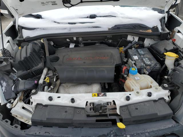 ZFBERFAB1H6E78988 - 2017 RAM PROMASTER 白色 照片 11