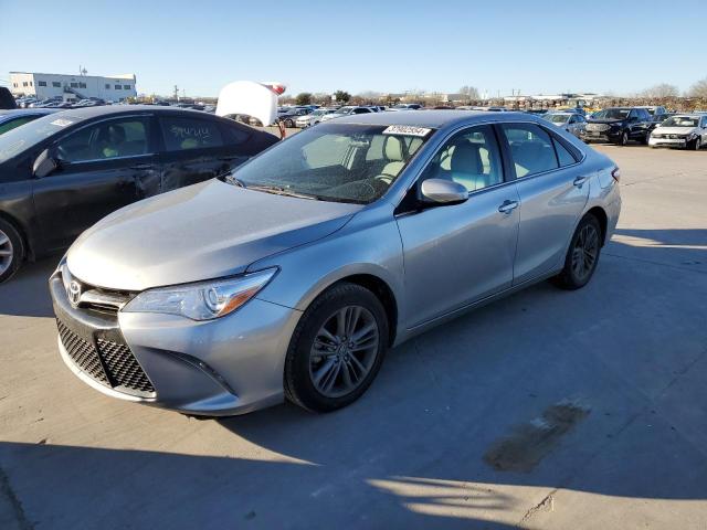 4T1BF1FK9HU642125 - 2017 TOYOTA CAMRY LE SILVER photo 1