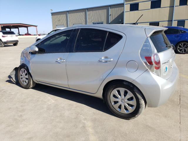 JTDKDTB33E1573756 - 2014 TOYOTA PRIUS C SILVER photo 2