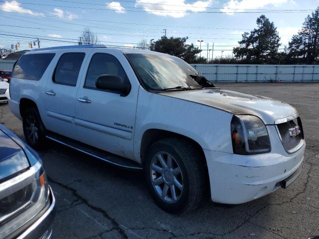 1GKFK66828J188650 - 2008 GMC YUKON XL DENALI WHITE photo 4