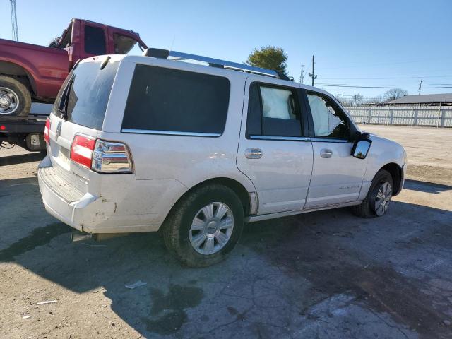5LMJJ2J5XBEJ04002 - 2011 LINCOLN NAVIGATOR თეთრი ფოტო 3
