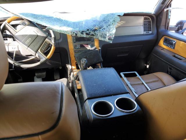 5LMJJ2J5XBEJ04002 - 2011 LINCOLN NAVIGATOR თეთრი ფოტო 8