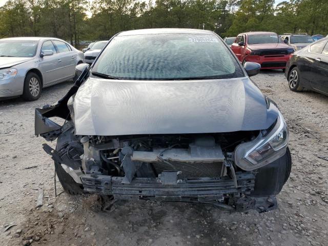 3N1CN8EV5ML826288 - 2021 NISSAN VERSA SV GRAY photo 5