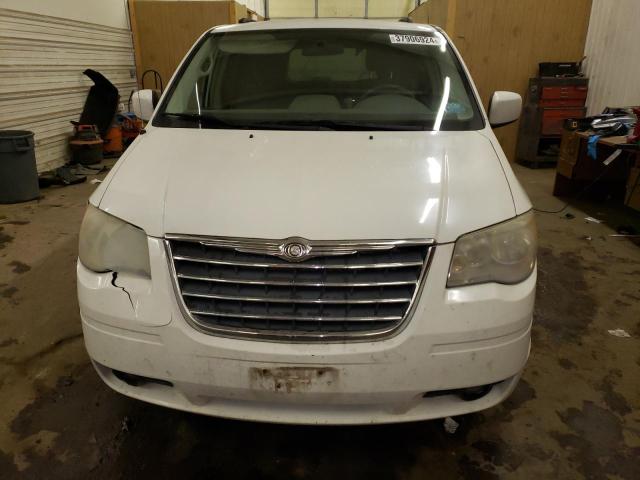 2A4RR5D16AR304528 - 2010 CHRYSLER TOWN & COU TOURING WHITE photo 5