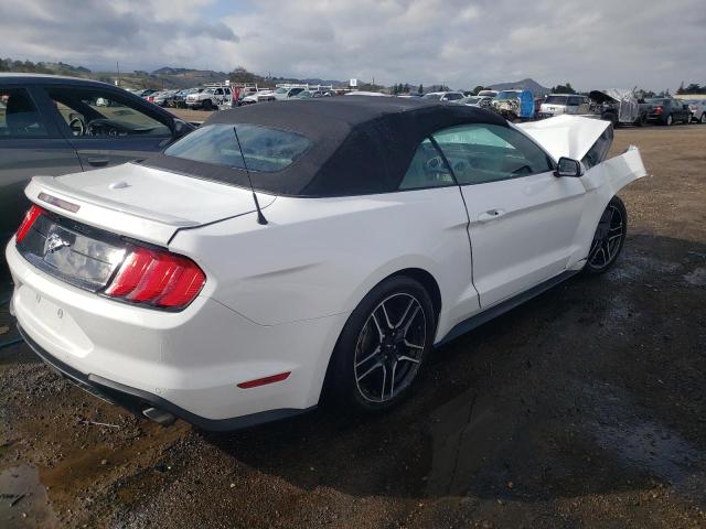 1FATP8UH5P5110438 - 2023 FORD MUSTANG WHITE photo 3