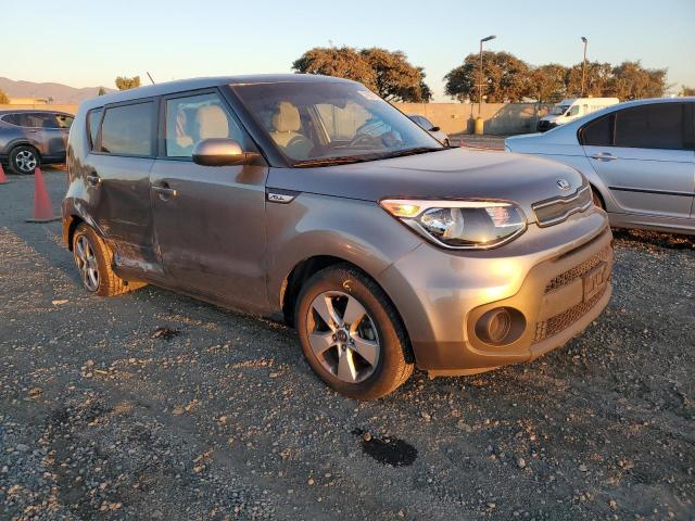 KNDJN2A27K7670026 - 2019 KIA SOUL TAN photo 4