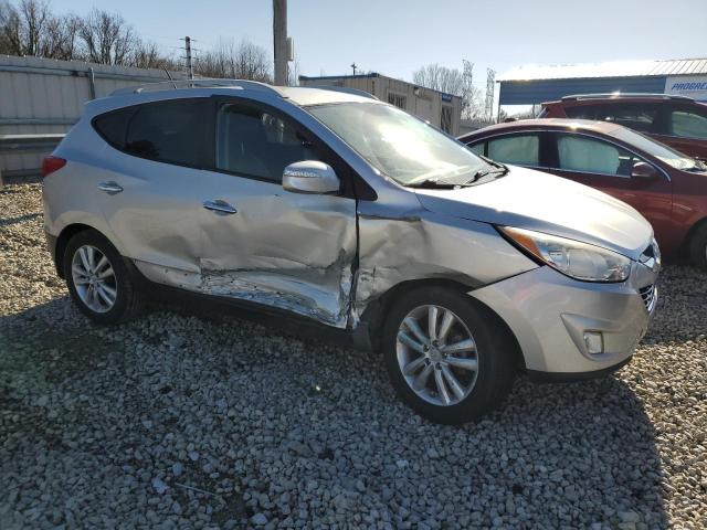 KM8JU3AC0BU272168 - 2011 HYUNDAI TUCSON GLS SILVER photo 4