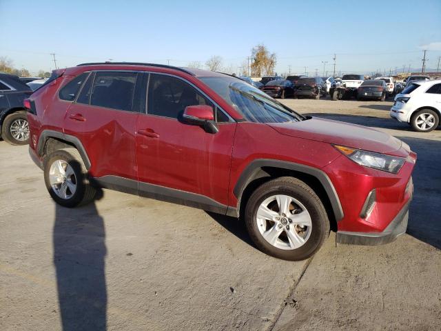 JTMMWRFV4LD067589 - 2020 TOYOTA RAV4 LE RED photo 4