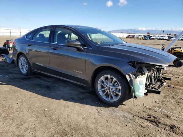 3FA6P0LU9KR201490 - 2019 FORD FUSION SE GRAY photo 4