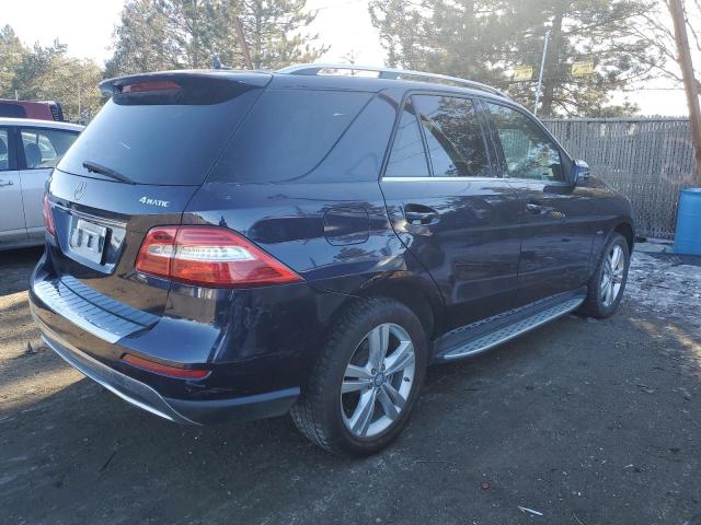 4JGDA5HB1CA019720 - 2012 MERCEDES-BENZ ML 350 4MATIC BLUE photo 3