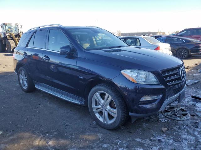 4JGDA5HB1CA019720 - 2012 MERCEDES-BENZ ML 350 4MATIC BLUE photo 4