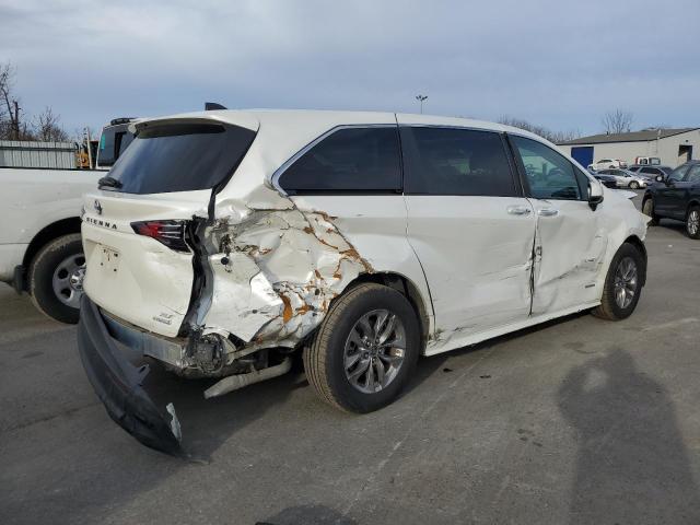 5TDYSKFC8MS003130 - 2021 TOYOTA SIENNA XLE WHITE photo 3