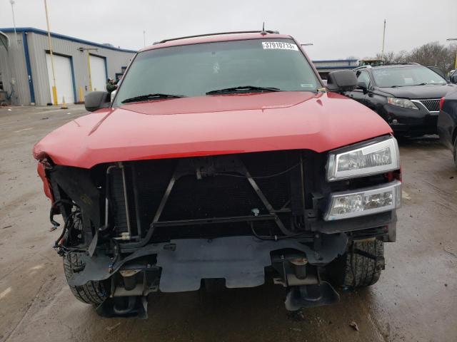 3GNEC12Z05G291611 - 2005 CHEVROLET AVALANCHE C1500 RED photo 5