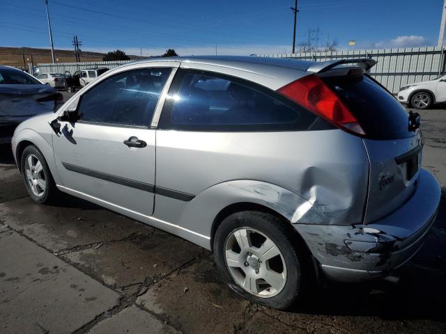 3FAFP31373R129752 - 2003 FORD FOCUS ZX3 SILVER photo 2