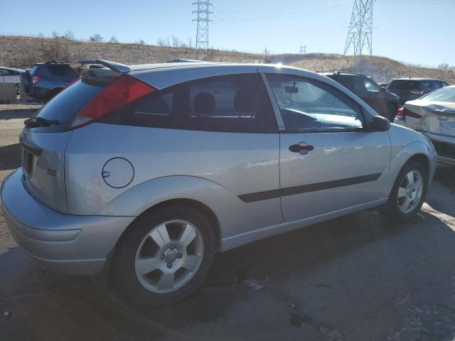 3FAFP31373R129752 - 2003 FORD FOCUS ZX3 SILVER photo 3