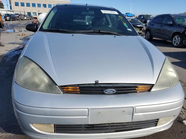 3FAFP31373R129752 - 2003 FORD FOCUS ZX3 SILVER photo 5