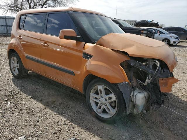 KNDJT2A28B7299111 - 2011 KIA SOUL + ORANGE photo 4