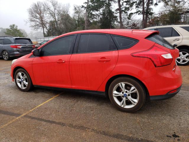 1FAHP3K21CL183285 - 2012 FORD FOCUS SE RED photo 2