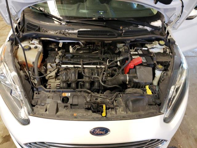 3FADP4BJ6FM187685 - 2015 FORD FIESTA SE WHITE photo 11