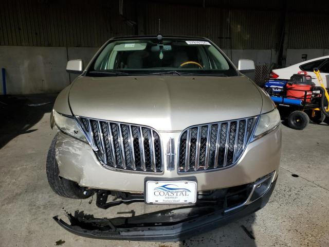 2LMDJ6JK7BBJ07727 - 2011 LINCOLN MKX GOLD photo 5