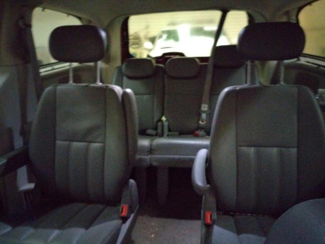 2A8HR54179R562840 - 2009 CHRYSLER TOWN & COU TOURING მუქწითელი ფოტო 10