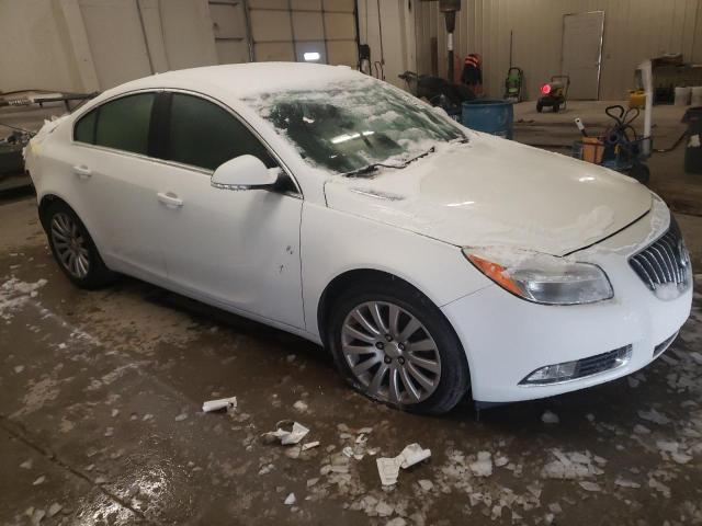 2G4GR5EK6C9163141 - 2012 BUICK REGAL WHITE photo 4