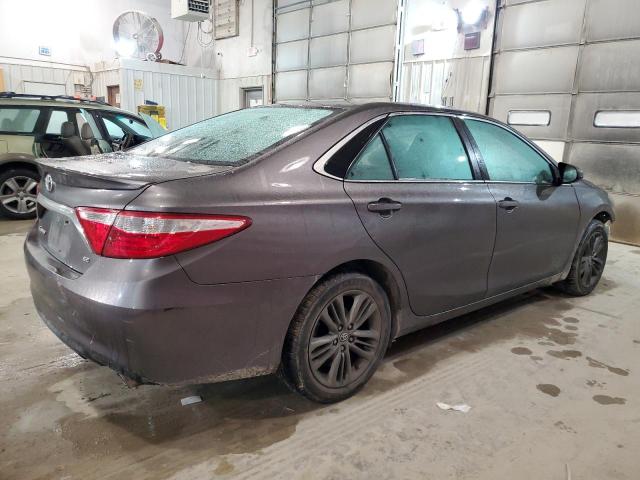 4T1BF1FK3HU666503 - 2017 TOYOTA CAMRY LE GRAY photo 3