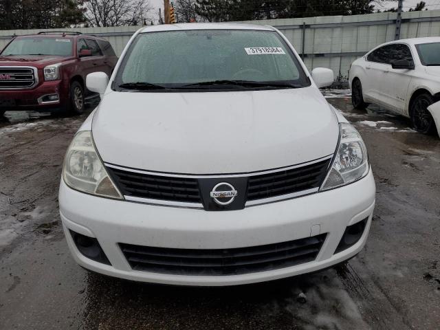 3N1BC13E89L387283 - 2009 NISSAN VERSA S WHITE photo 5