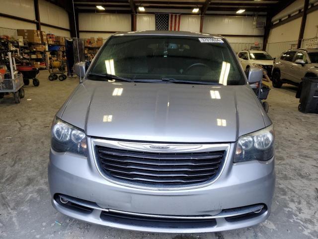 2C4RC1HG7FR513413 - 2015 CHRYSLER TOWN & COU S SILVER photo 5