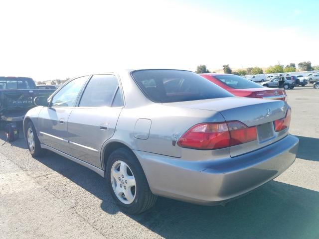 1HGCG1650YA000086 - 2000 HONDA ACCORD EX  photo 3