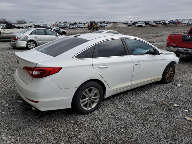 5NPE24AF3FH072008 - 2015 HYUNDAI SONATA SE WHITE photo 3