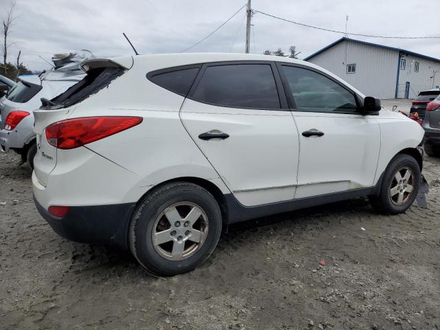 KM8JT3AB8DU588785 - 2013 HYUNDAI TUCSON GL WHITE photo 3