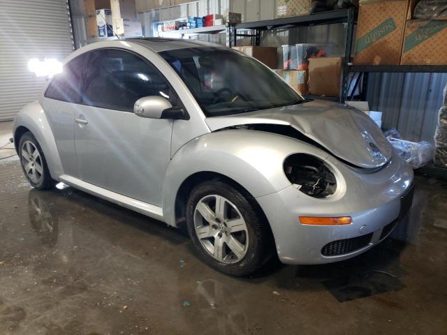 3VWRW31C06M424118 - 2006 VOLKSWAGEN NEW BEETLE 2.5L OPTION PACKAGE 1 SILVER photo 4