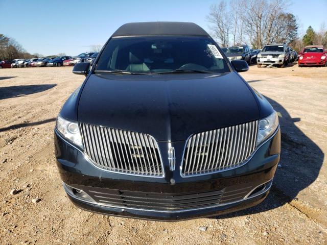 2L1MJ5LK5GBL02818 - 2016 LINCOLN MKT BLACK photo 5