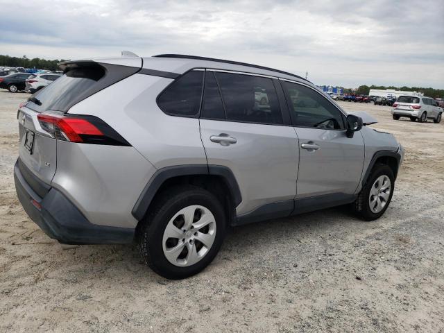 JTMH1RFVXKD033915 - 2019 TOYOTA RAV4 LE SILVER photo 3