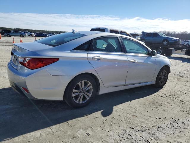 5NPEB4AC8EH891505 - 2014 HYUNDAI SONATA GLS GRAY photo 3