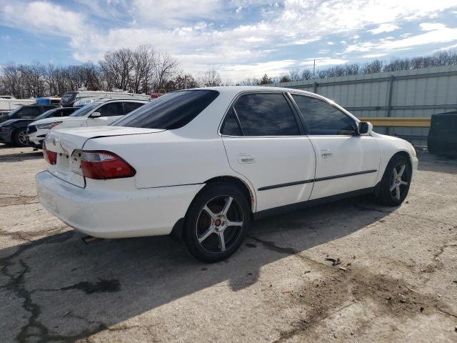 1HGCG5546WA129768 - 1998 HONDA ACCORD LX WHITE photo 3