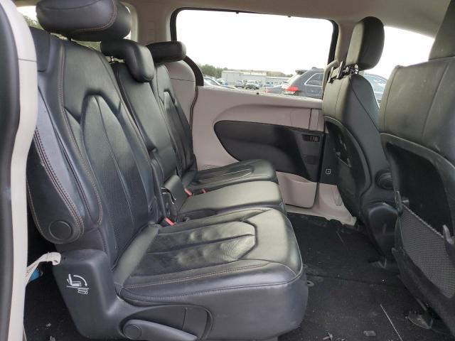 2C4RC1BG7KR748848 - 2019 CHRYSLER PACIFICA TOURING L CHARCOAL photo 11