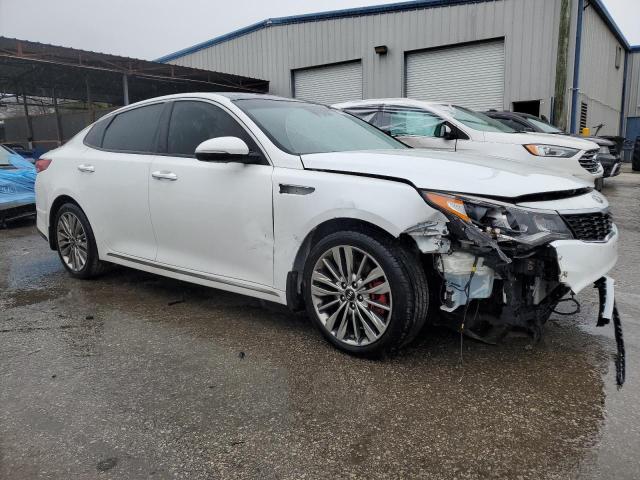 5XXGV4L25KG337480 - 2019 KIA OPTIMA SXL WHITE photo 4