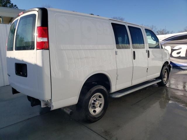 1GCWGAFP9P1167283 - 2023 CHEVROLET EXPRESS G2 WHITE photo 3