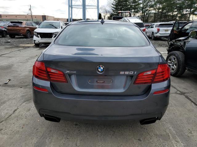 WBAKP9C55GG587701 - 2016 BMW 550 XI GRAY photo 6