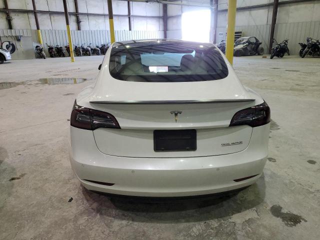 5YJ3E1EC3NF235234 - 2022 TESLA MODEL 3 WHITE photo 6