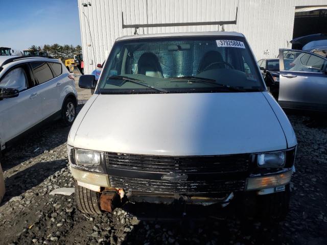 1GCDM19XX4B112892 - 2004 CHEVROLET ASTRO WHITE photo 5